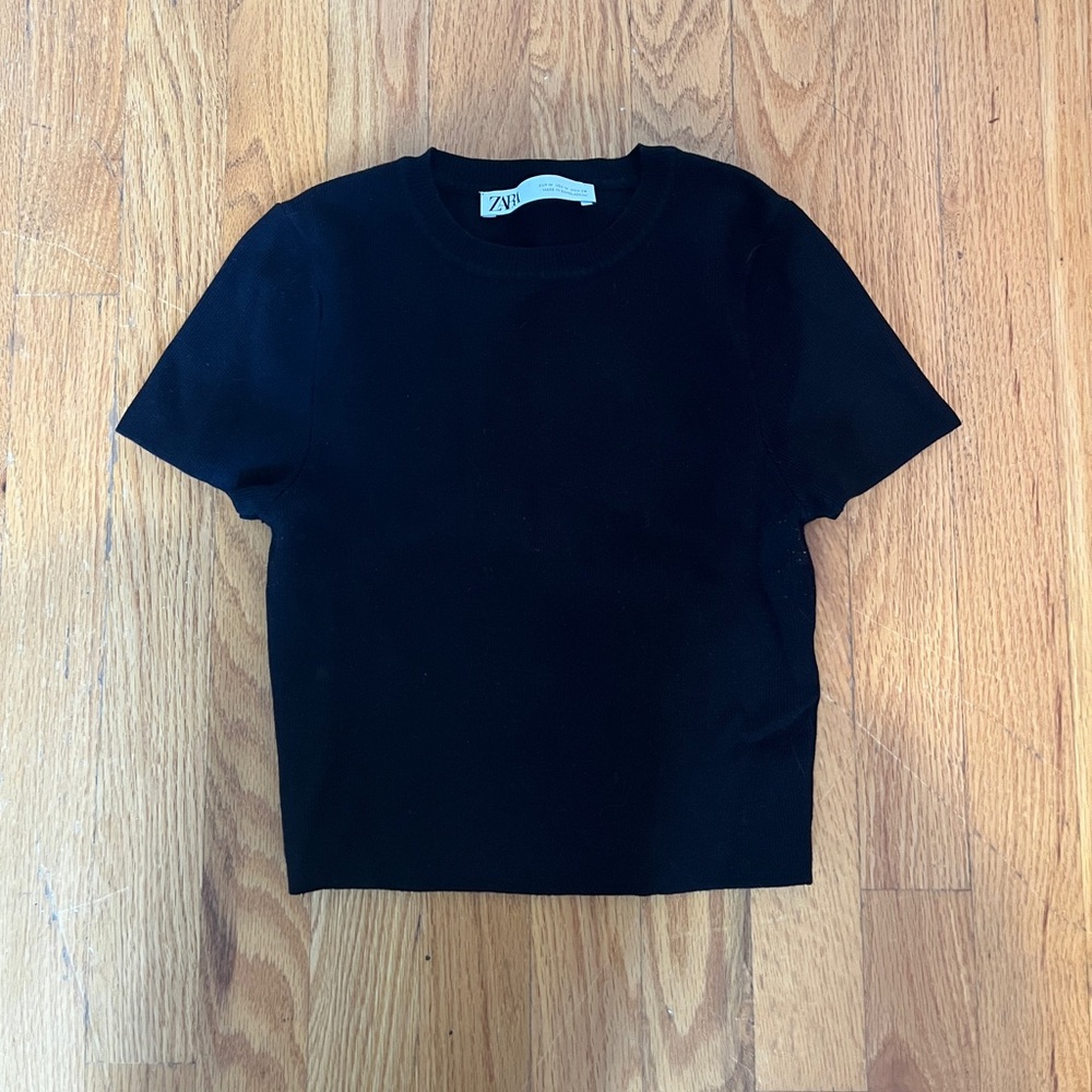 Zara Classic Black Knitwear